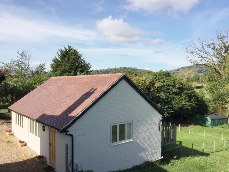 Little Gem At Foot Of Malvern Hills Great Malvern Exterior photo